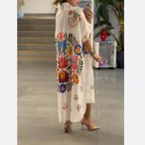 MADE IN ITALY Floral Embroidered Maxi Dress